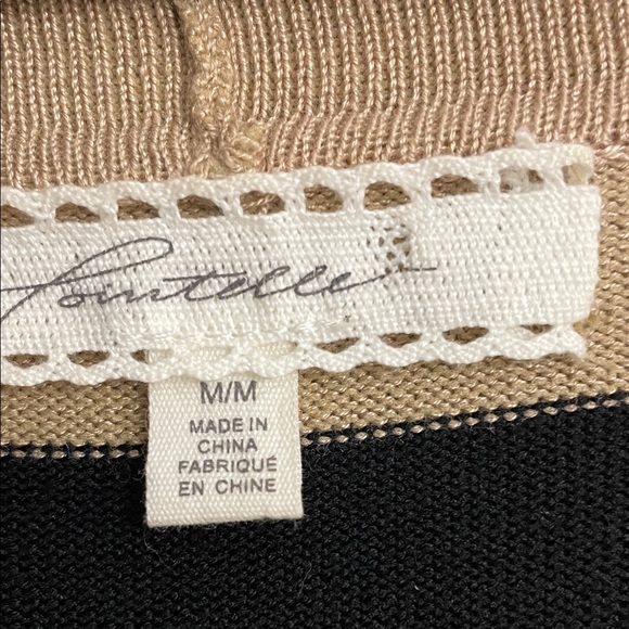 Preowned  woman Black and Tan Striped Cardigan - Picture 2 of 3